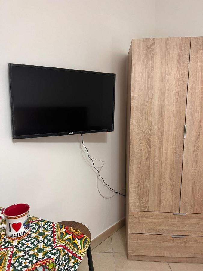 L'Angolo Delle Nuove Apartman Palermo Kültér fotó